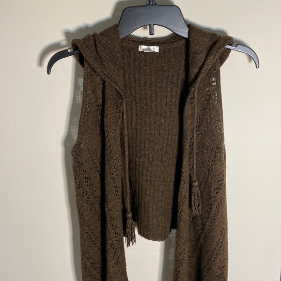 Xhilaration vest - Picture 2 of 7